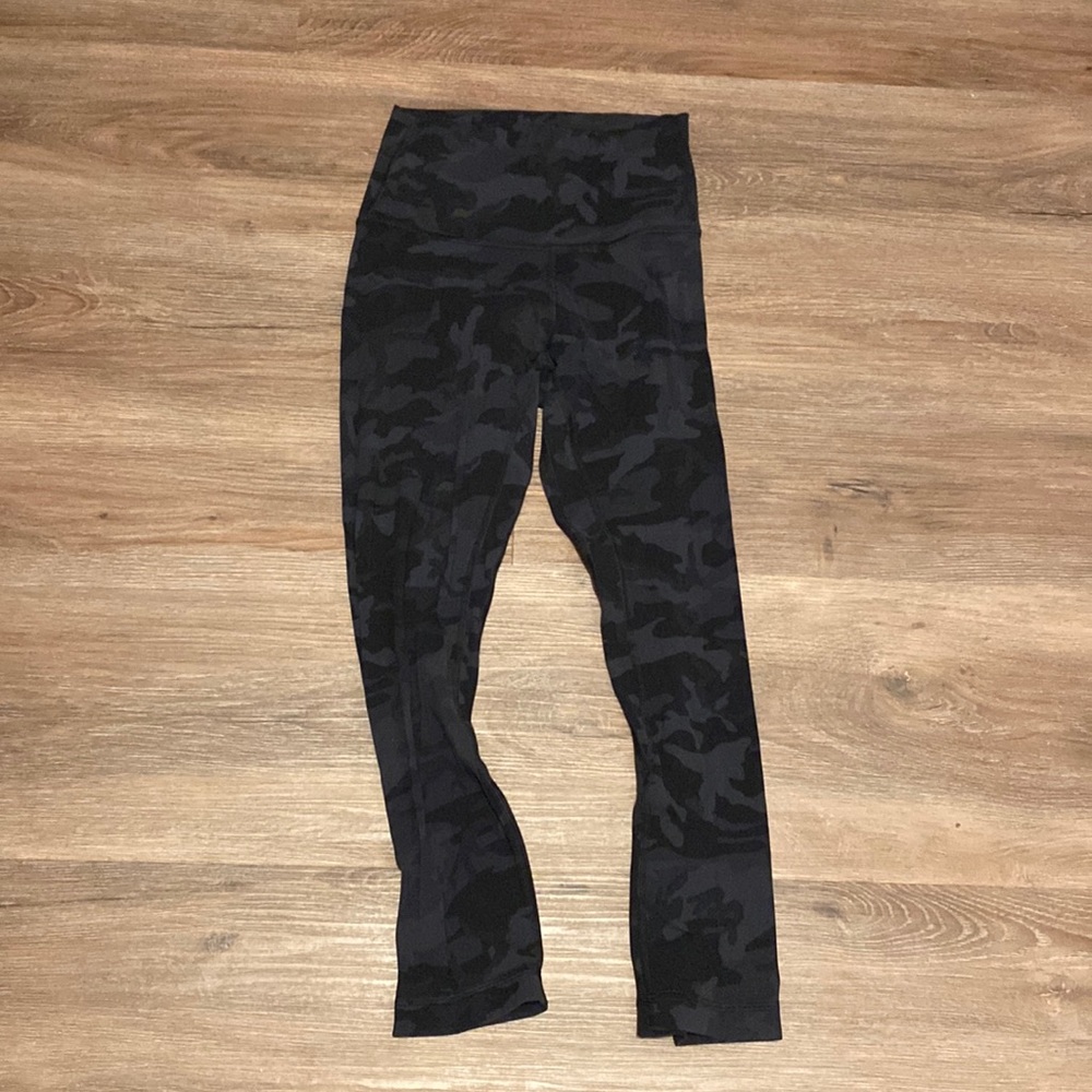 Lululemon Align Crops 21in